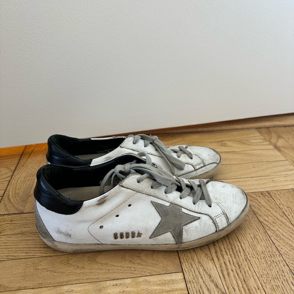 GOLDEN GOOSE SNEAKERS